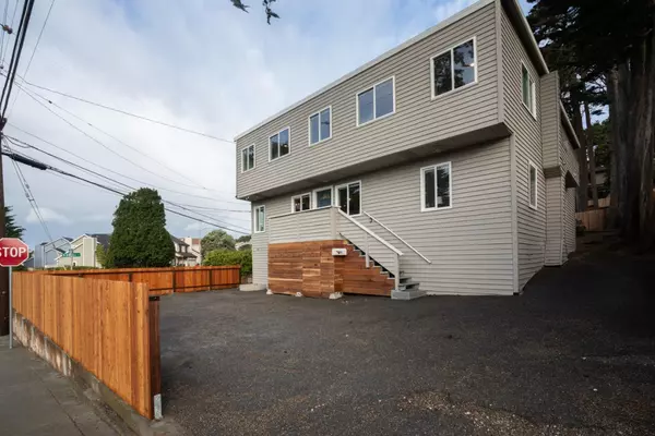 Pacifica, CA 94044,301 Channing WAY