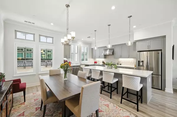 Mountain View, CA 94043,2326 Rock ST