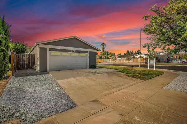 227 Martinvale LN, San Jose, CA 95119