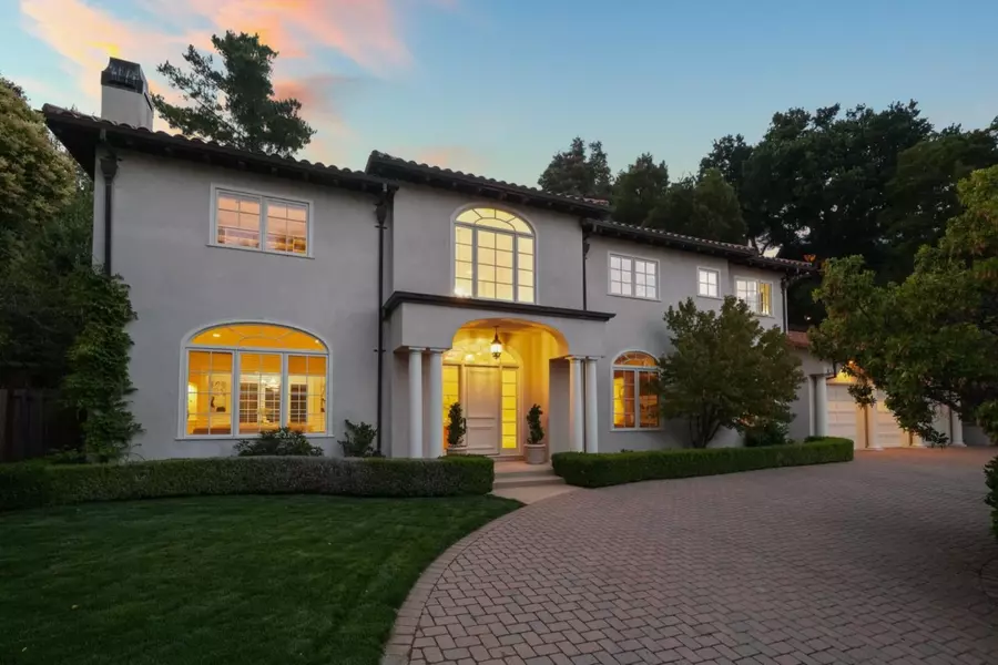 2855 Churchill DR, Hillsborough, CA 94010