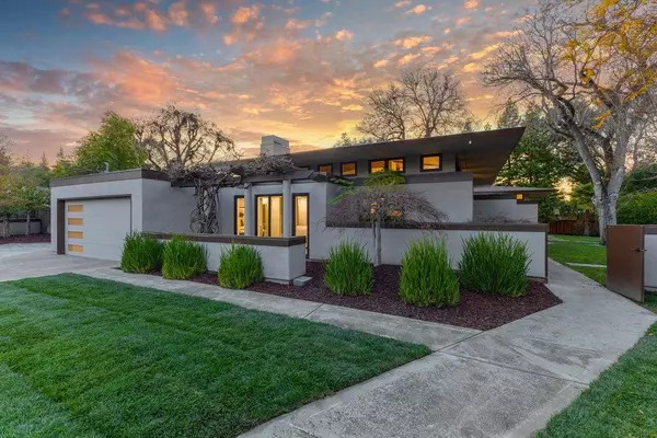 Los Altos, CA 94024,1621 El Sereno CT