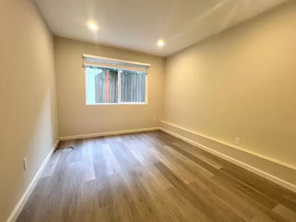 Daly City, CA 94014,65 Lausanne AVE