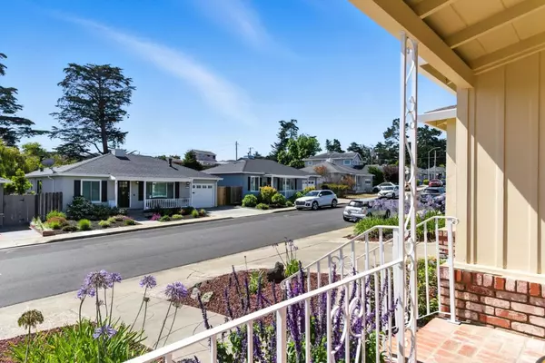 South San Francisco, CA 94080,412 Briarwood DR