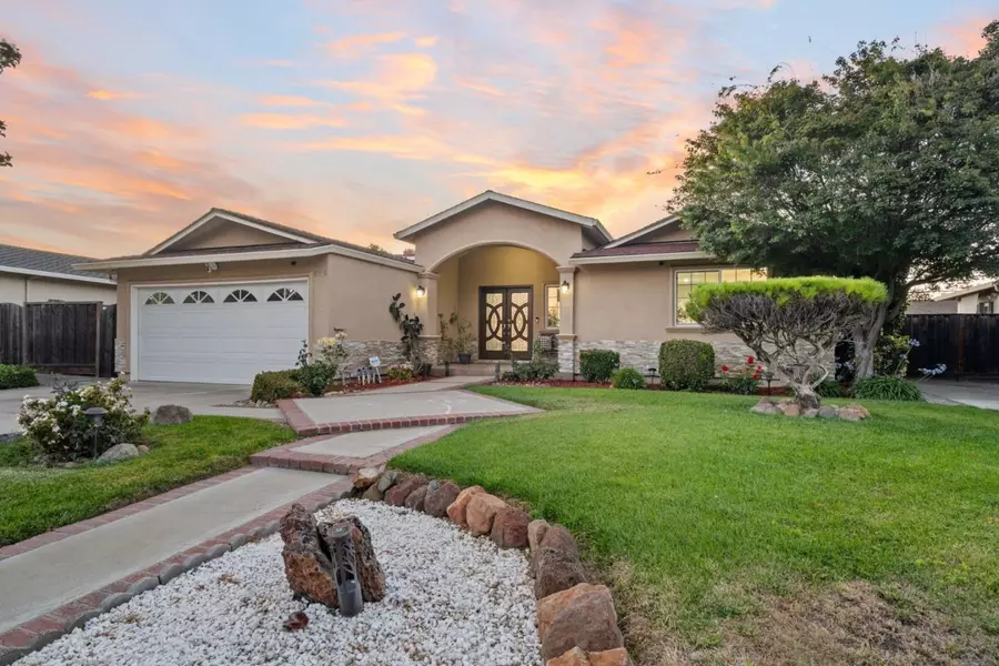 689 Springwood DR, San Jose, CA 95129