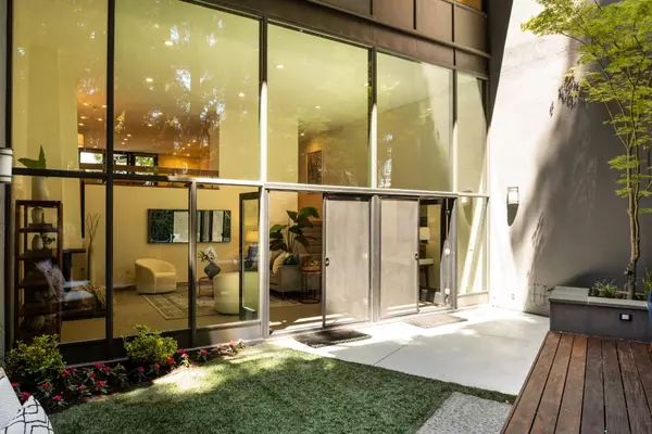 160 Stone Pine, Menlo Park, CA 94025
