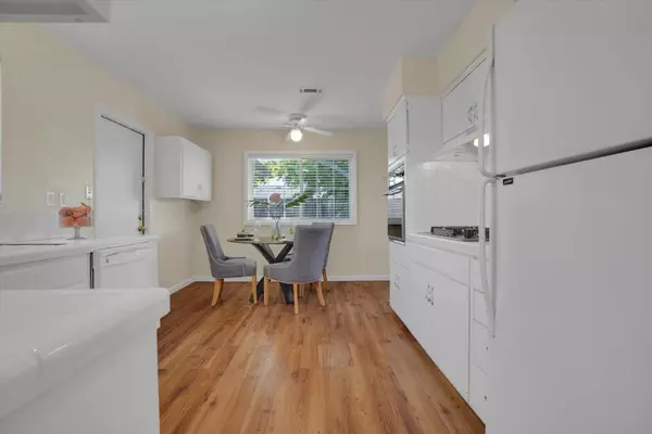 Antioch, CA 94509,1909 Crestwood DR