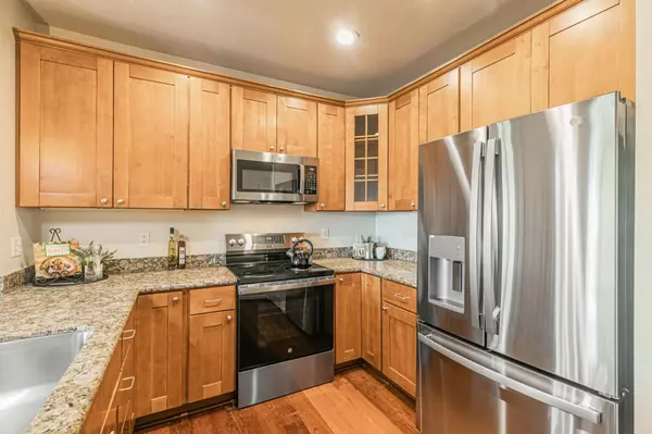 San Jose, CA 95128,1445 FRUTIDALE AVE 217