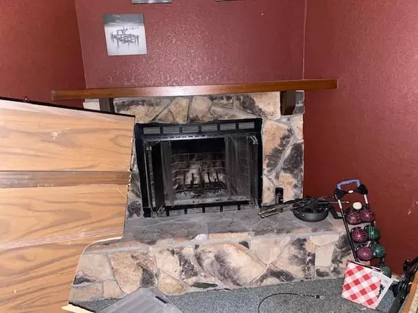 Salinas, CA 93907,17685 Vierra Canyon RD