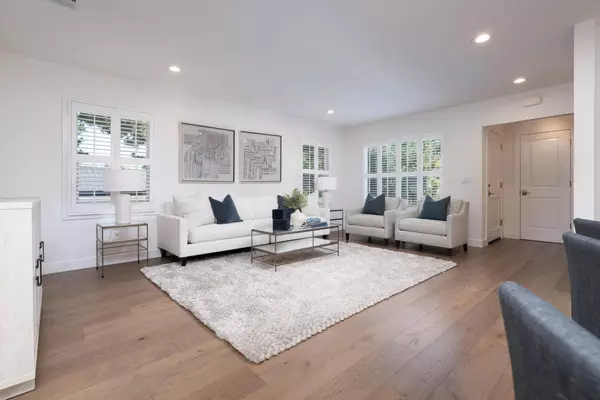 Redwood City, CA 94062,9 INNER CIR