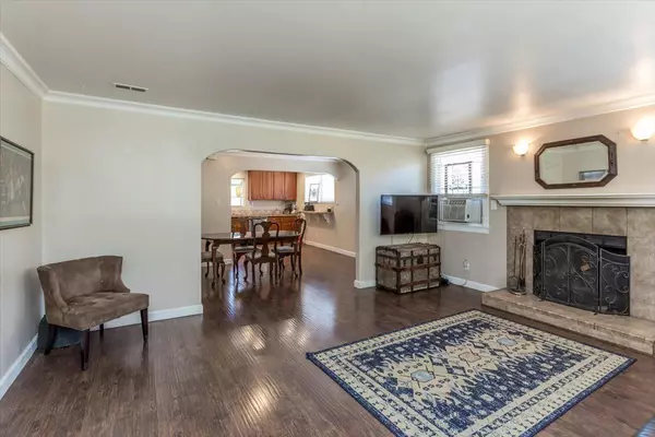 Redwood City, CA 94061,1176 Valota RD