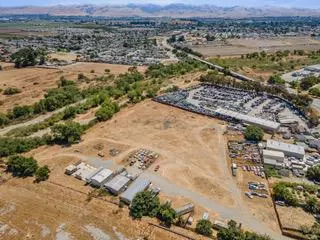 Hollister, CA 95023,2200 San Juan RD