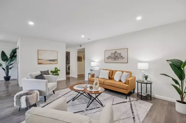 San Carlos, CA 94070,3350 La Mesa DR 4