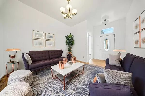 Oakland, CA 94607,943 26th ST