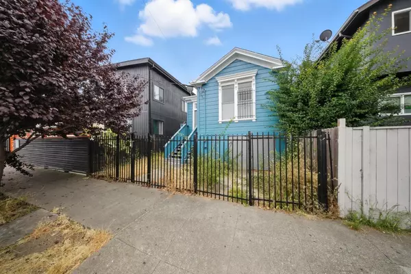 Oakland, CA 94607,943 26th ST