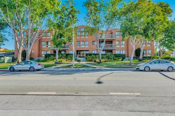 2425 S Norfolk ST 106, San Mateo, CA 94403