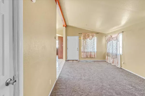 Salinas, CA 93905,704 Garner AVE 3