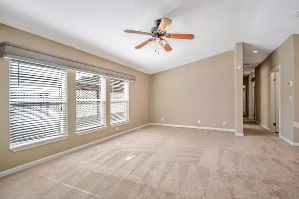 Hayward, CA 94544,1283 Sussex WAY 24