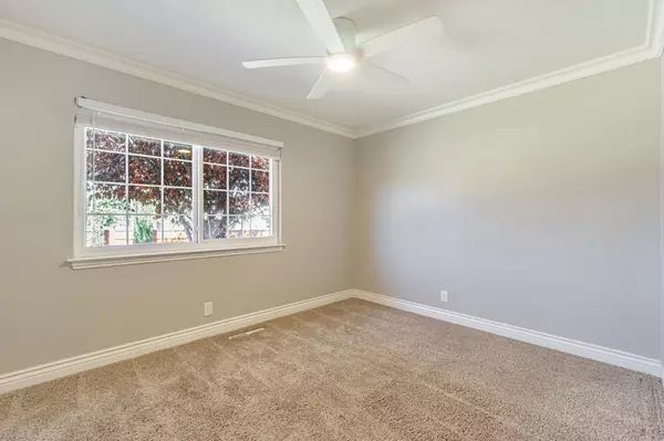 Concord, CA 94518,1001 Oak Grove RD