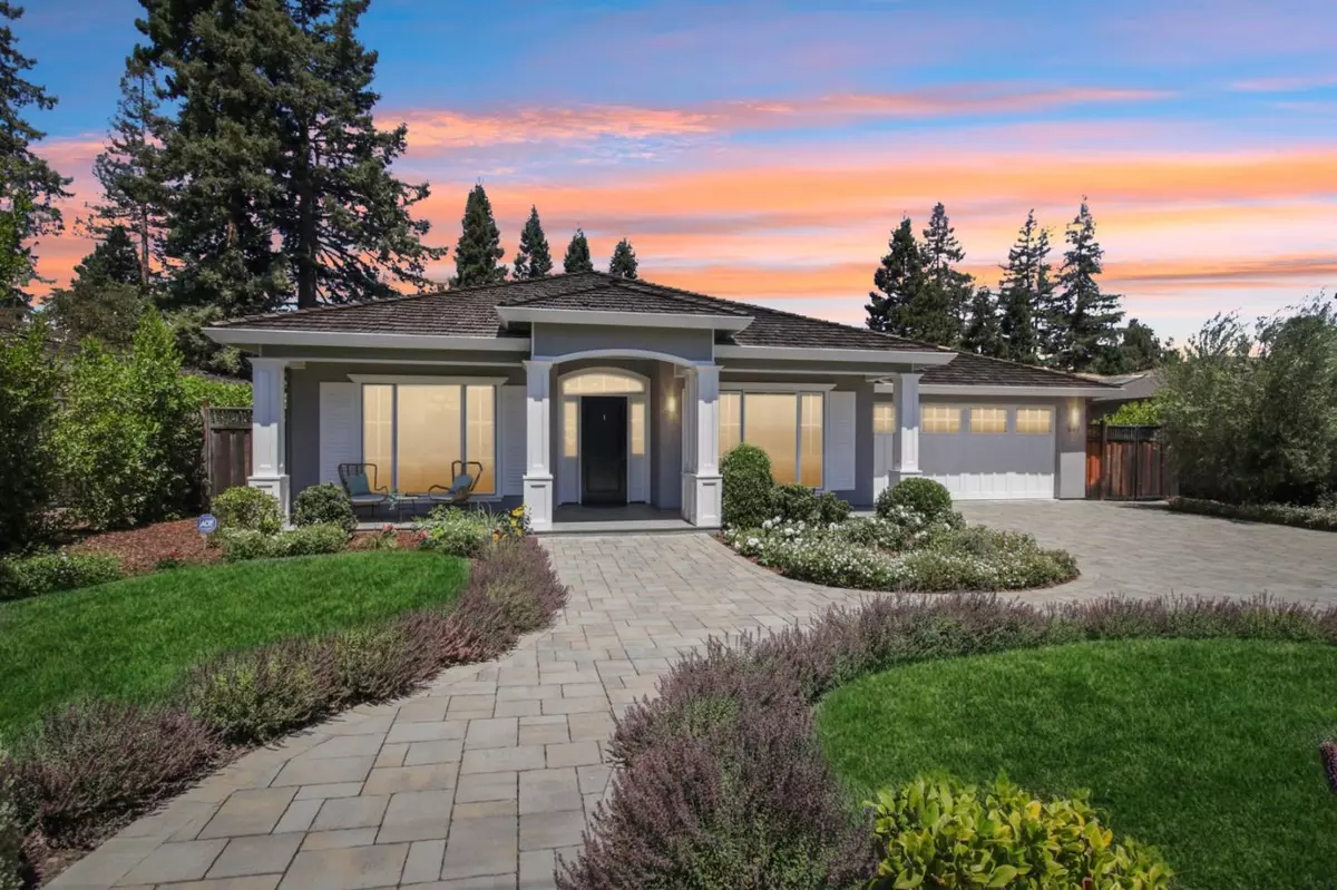 Los Altos, CA 94022,667 Jay ST