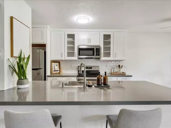 Capitola, CA 95010,4475 Diamond ST 3