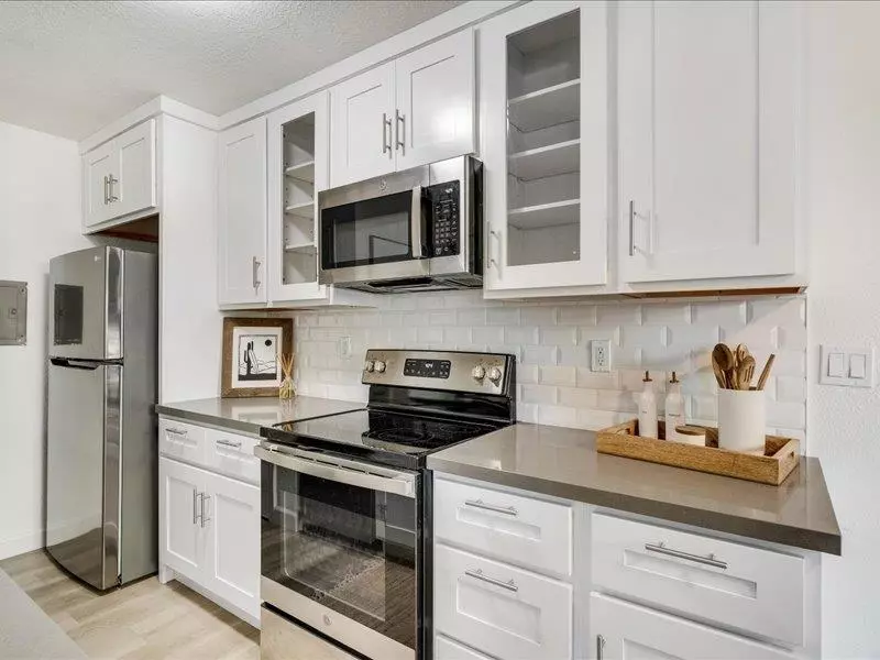 Capitola, CA 95010,4475 Diamond ST 3