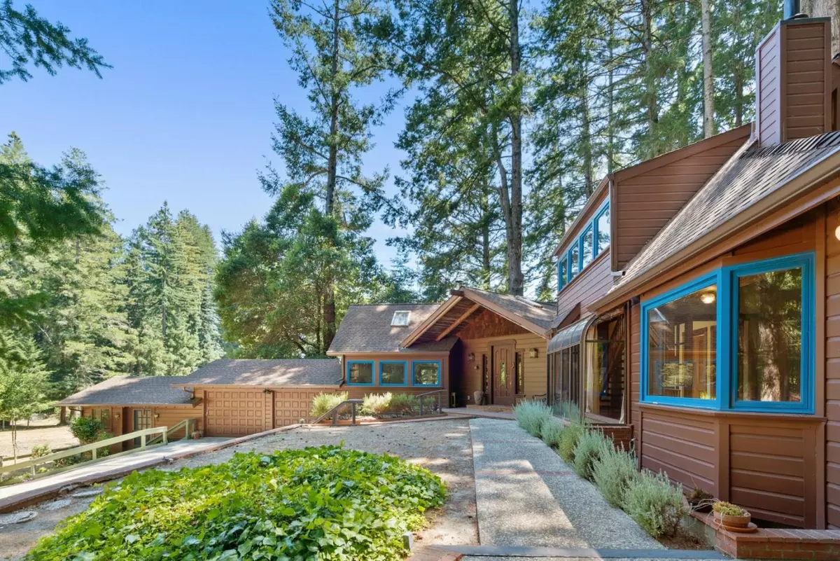 Santa Cruz, CA 95060,4611 Bonny Doon RD