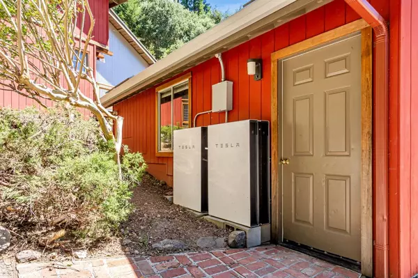 Boulder Creek, CA 95006,17900 China Grade RD
