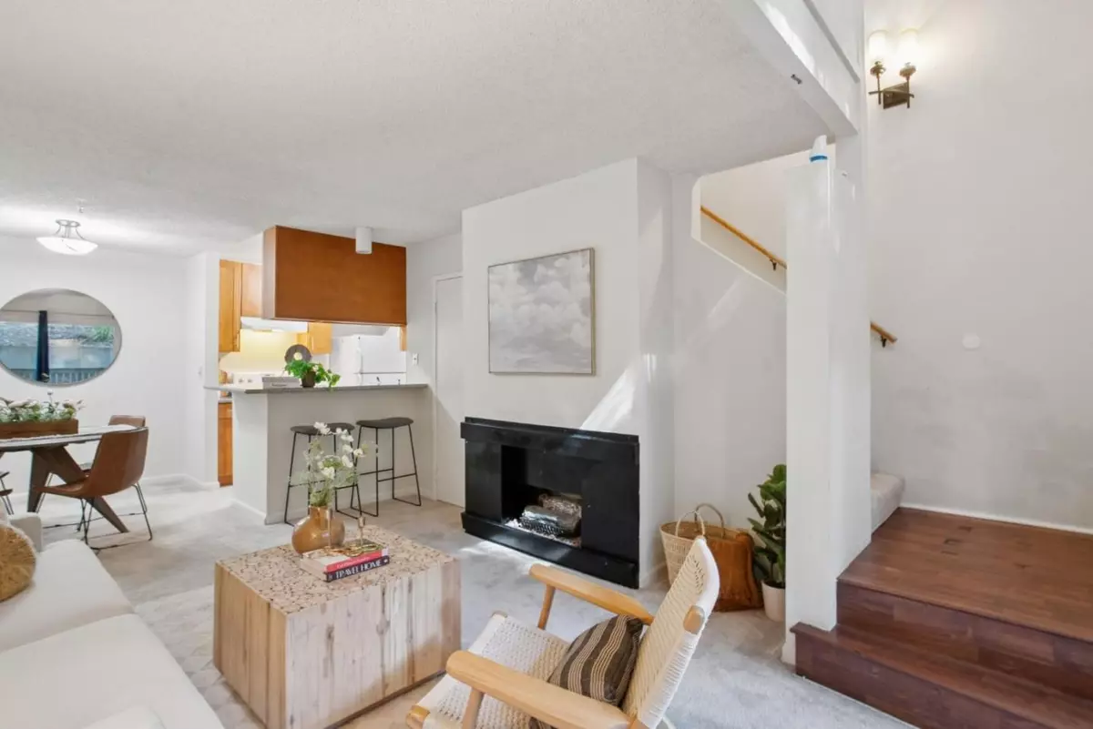 Daly City, CA 94015,357 Half Moon LN 12