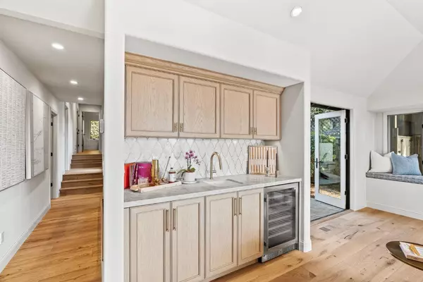 Carmel, CA 93923,2 SE San Antonio AVE