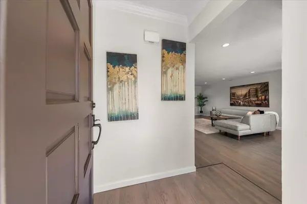 San Jose, CA 95125,1524 Santa Maria AVE