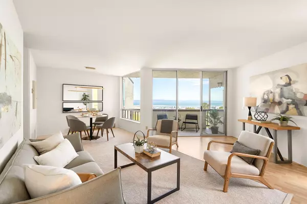 320 Vallejo DR 40, Millbrae, CA 94030