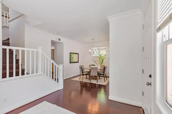 Gilroy, CA 95020,8940 Acorn WAY