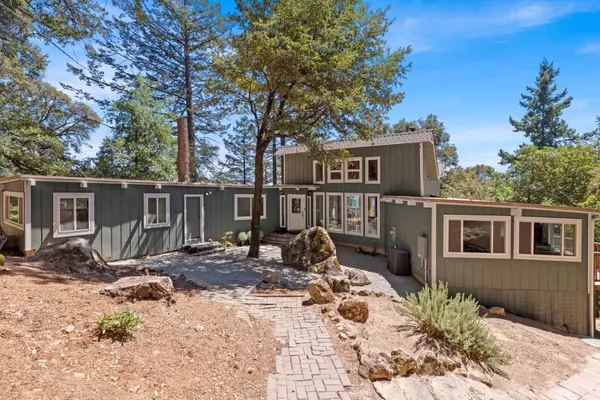 19156 Old Vineyard RD, Los Gatos, CA 95033