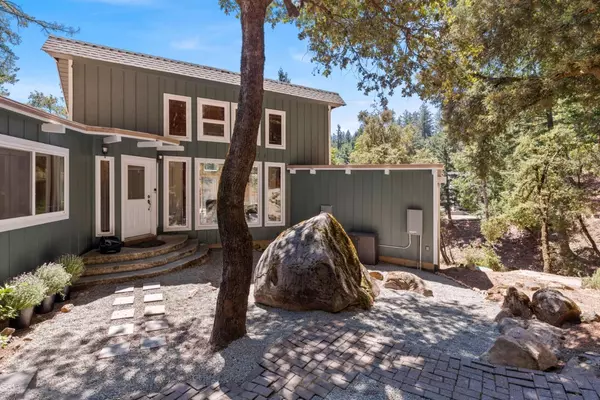 Los Gatos, CA 95033,19156 Old Vineyard RD