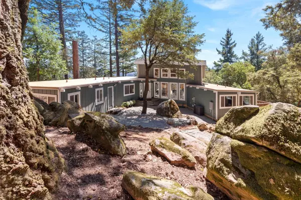 Los Gatos, CA 95033,19156 Old Vineyard RD