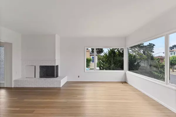 Daly City, CA 94015,14 Wilshire CT