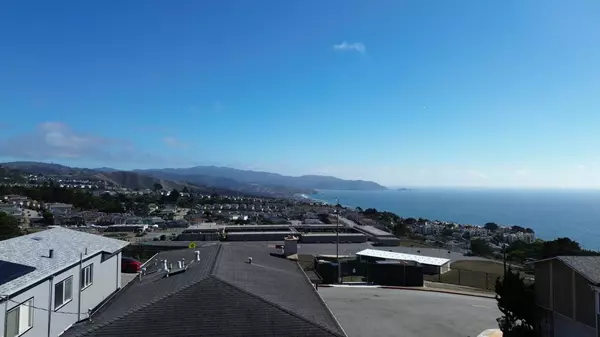 Daly City, CA 94015,95 Clearview DR