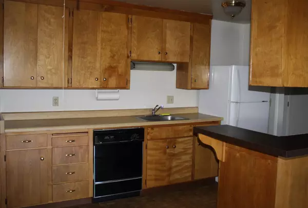 Redwood City, CA 94061,1458 Hudson ST 311
