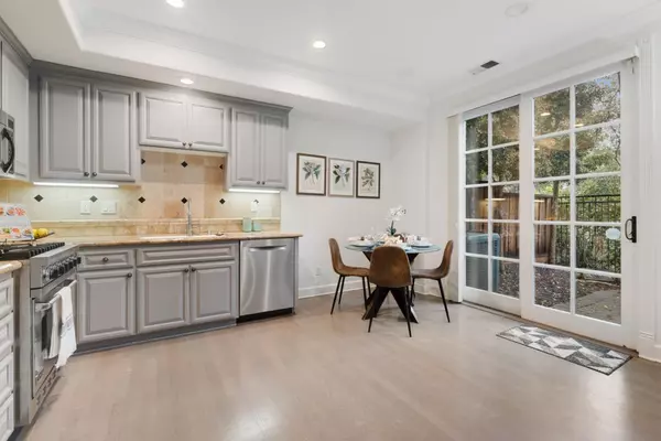 Los Gatos, CA 95030,110 Boyer LN