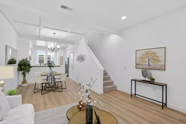 San Jose, CA 95126,236 Grayson TER