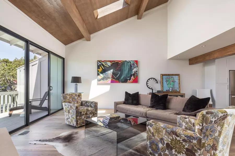 28086 Barn WAY, Carmel, CA 93923