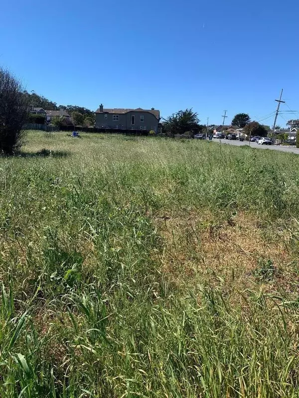 SW Cor 2nd Magnolia ST, Half Moon Bay, CA 94019