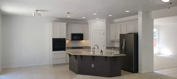 Tracy, CA 95377,790 Everglades LN