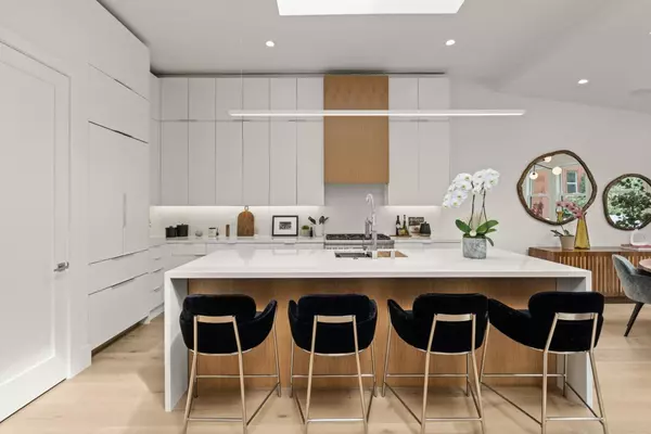 San Francisco, CA 94110,17 30th ST