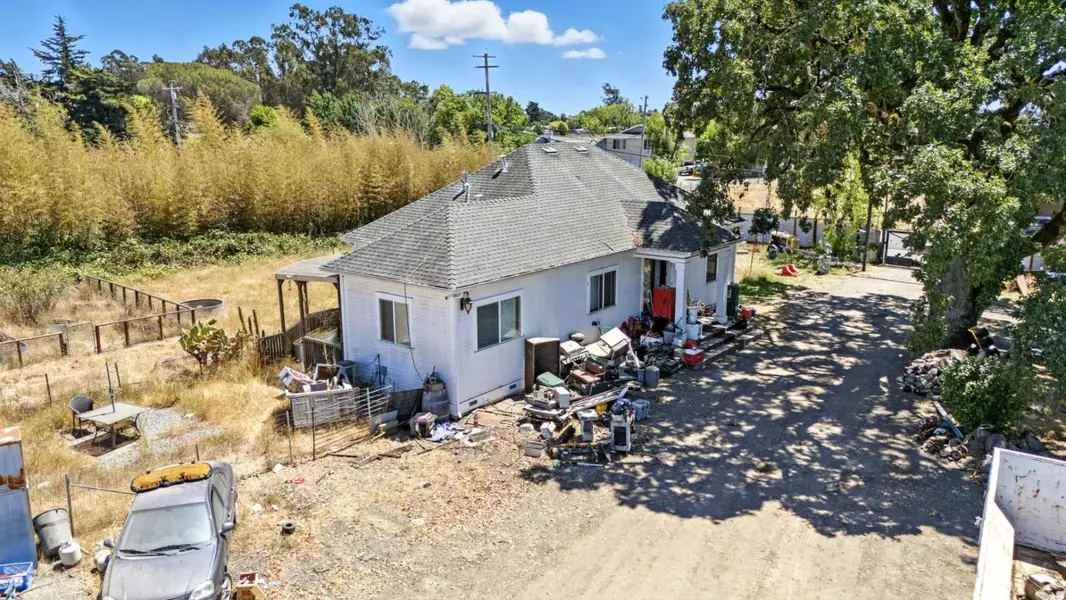 947 Yuba DR, Santa Rosa, CA 95407