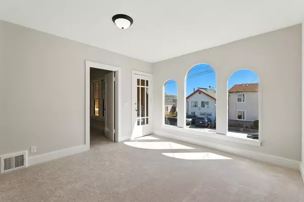 San Bruno, CA 94066,551 Green AVE