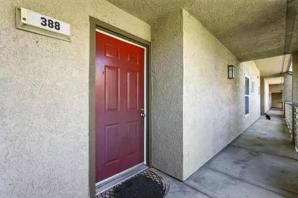 715 Heath CT 388, Hayward, CA 94544