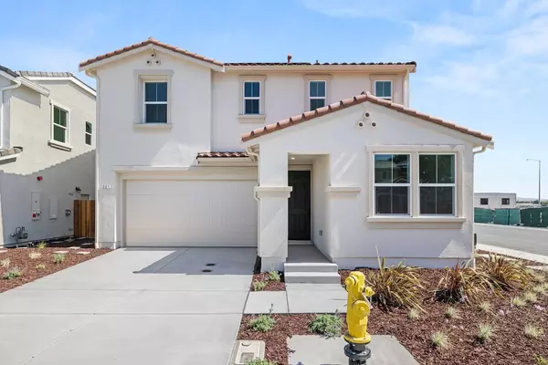 321 Summer Morning DR, Hollister, CA 95023