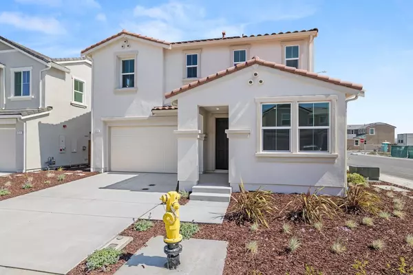 Hollister, CA 95023,321 Summer Morning DR