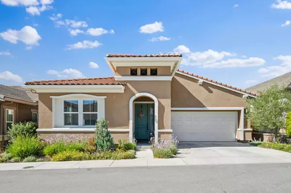 Hollister, CA 95023,1120 Richard RD